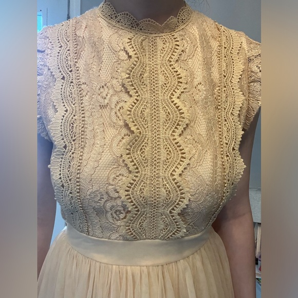 Blush coloured dress - Picture 3 of 4